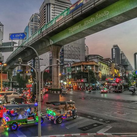 Nysa Hotel Bangkok Sukhumvit 11 Ngoại thất bức ảnh The station in 2019
