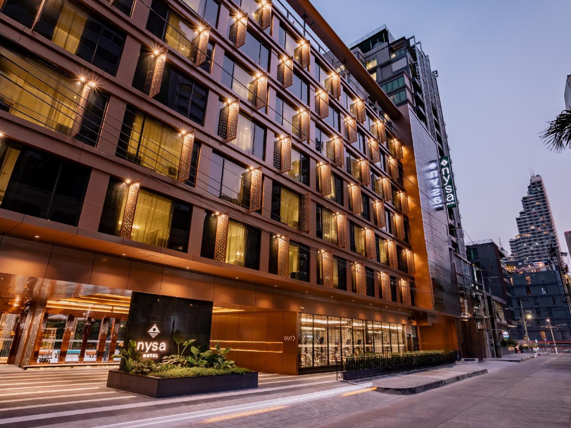 Nysa Hotel Bangkok Sukhumvit 11 Ngoại thất bức ảnh The hotel in 2016
