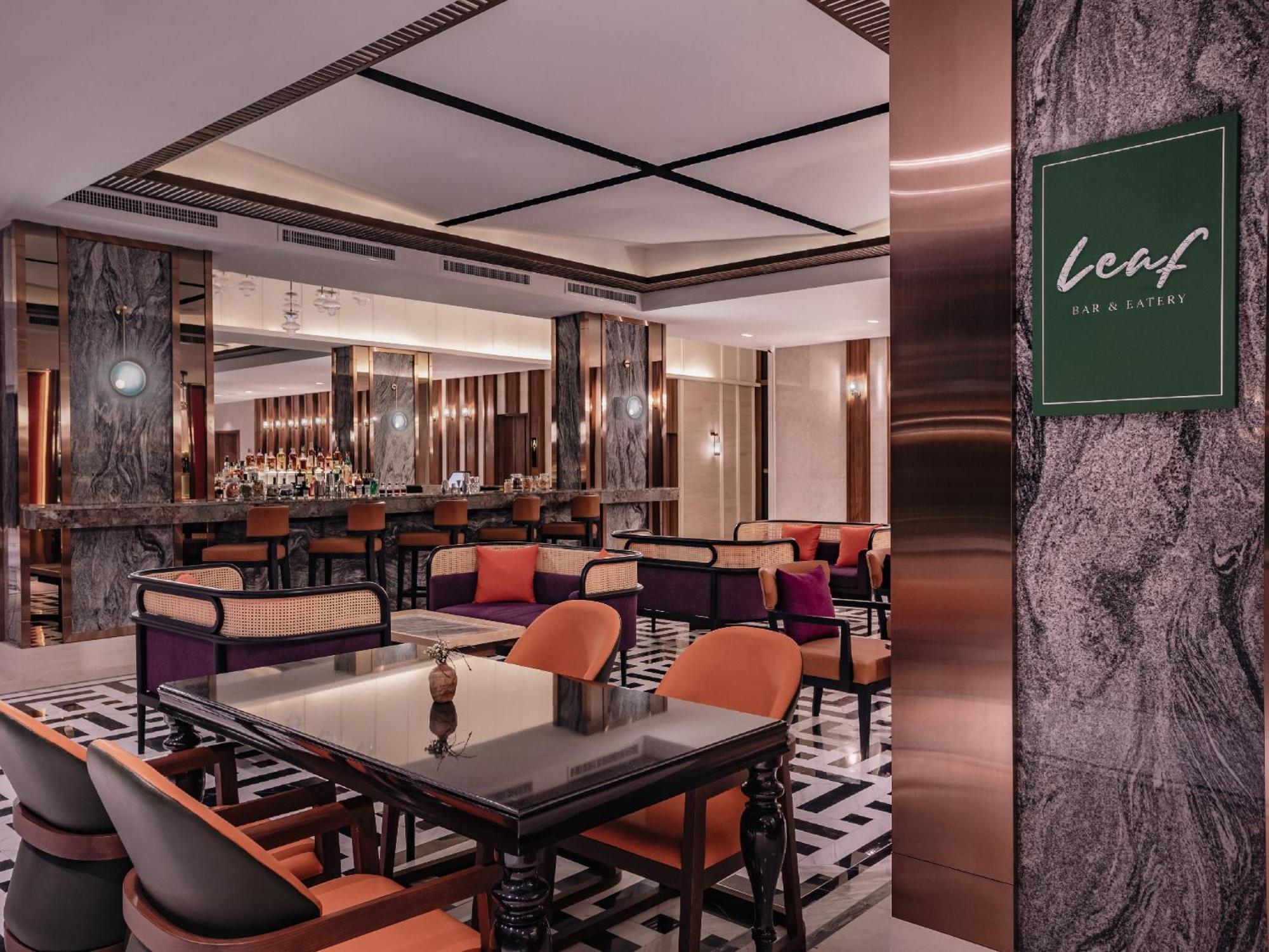 Nysa Hotel Bangkok Sukhumvit 11 Ngoại thất bức ảnh Verf Bar & Lounge