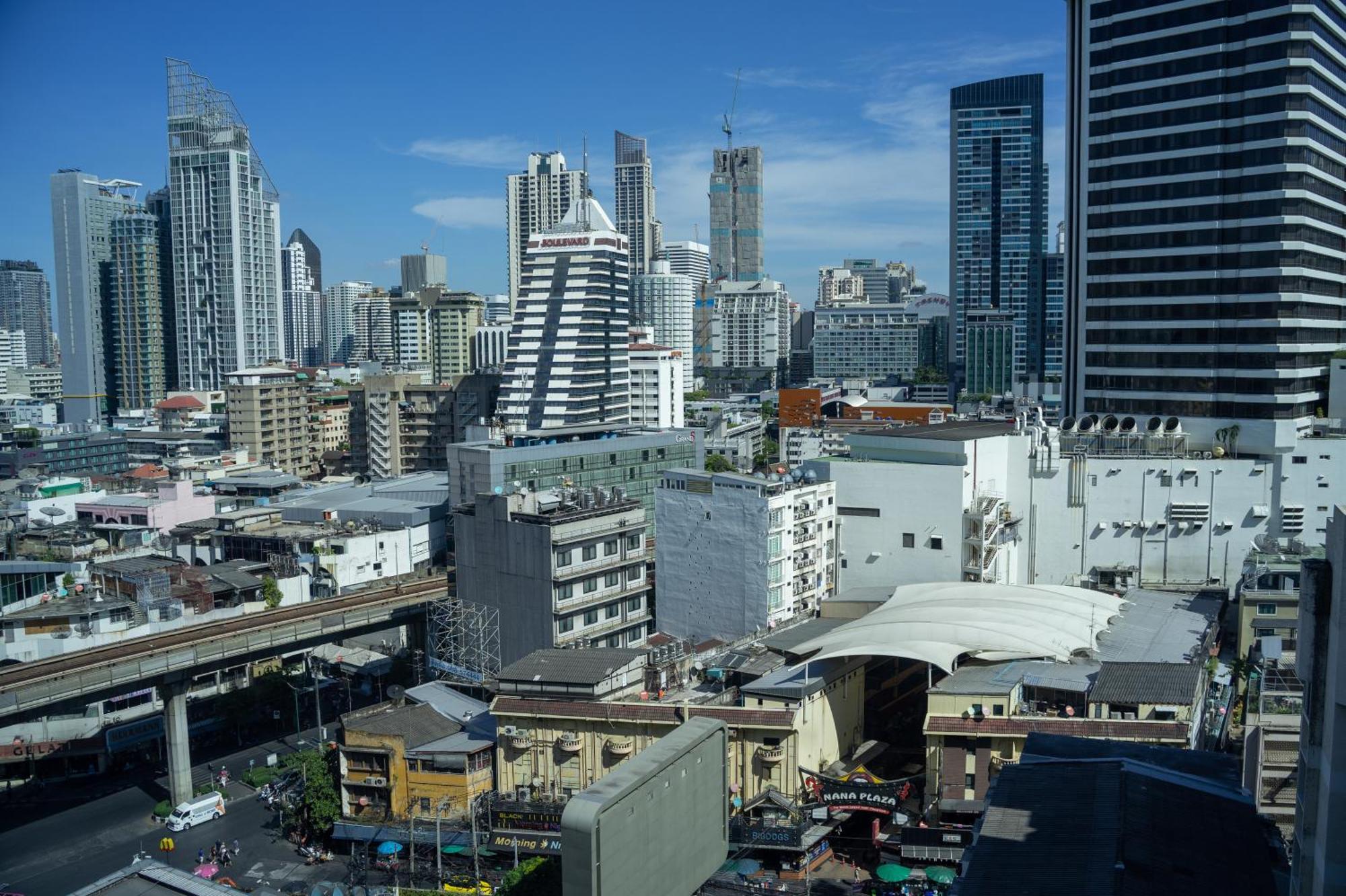 Nysa Hotel Bangkok Sukhumvit 11 Ngoại thất bức ảnh San Diego skyline